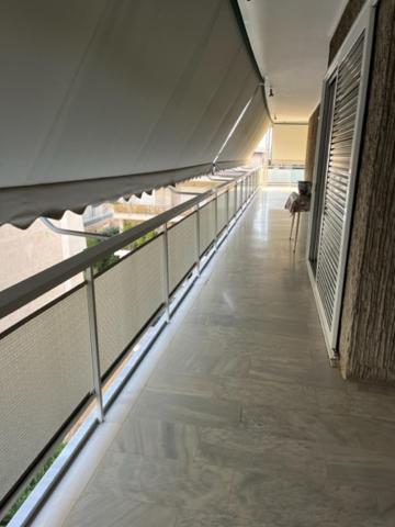 Spacious And Sunny In Cholargos Apartment *